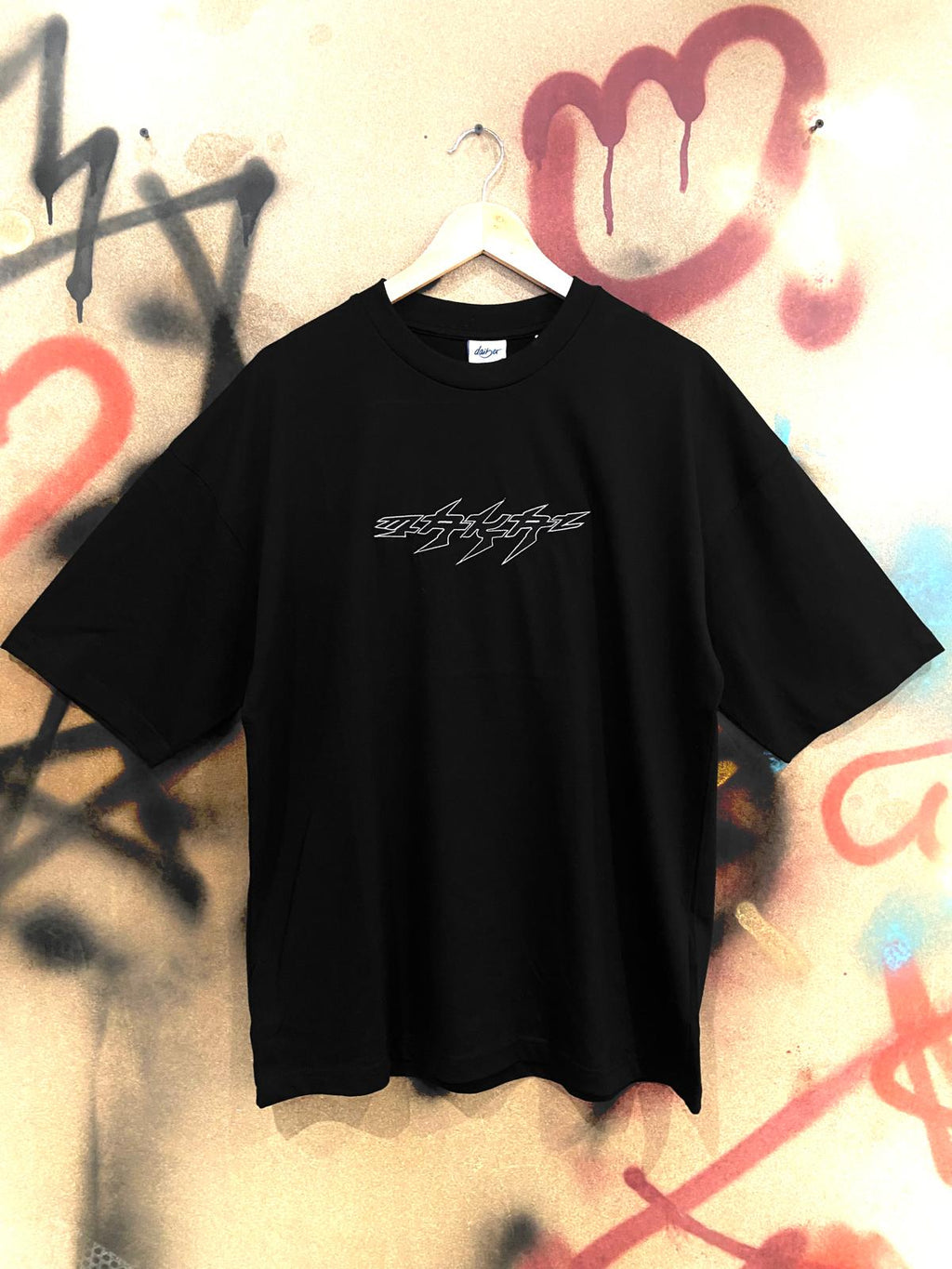 Makal Graff Tee